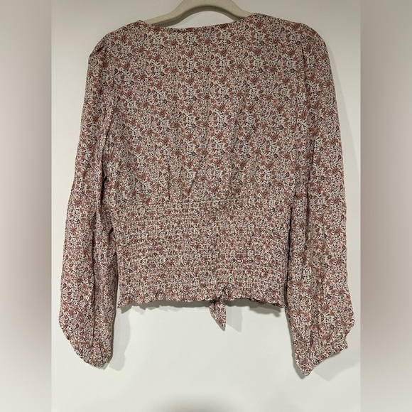 American Eagle Womens M Smocked Blouse Tie Front Top Shirt Floral Boho Pink NWT - Picture 3 of 7